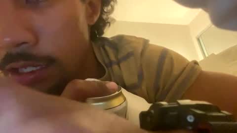 Snapshot of bulaboy27 chatting on 01.29.25 meaty man online show from 01.29.25