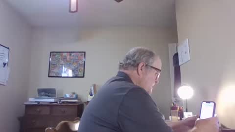 Snapshot of bullfrogg5050 chatting on 09.25.25 bullfrogg5050 online show from 09.25.25