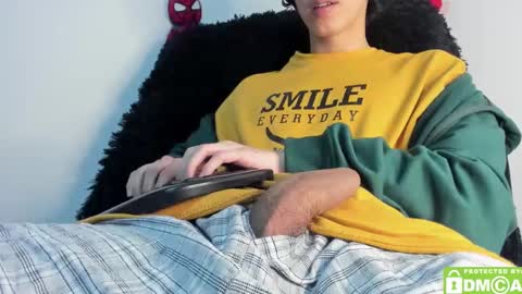 Snapshot of bumblubee chatting on 01.09.25 Tonny online show from 01.09.25