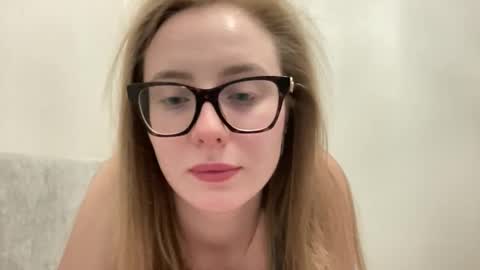 bunny405083 online show from 04.29.26