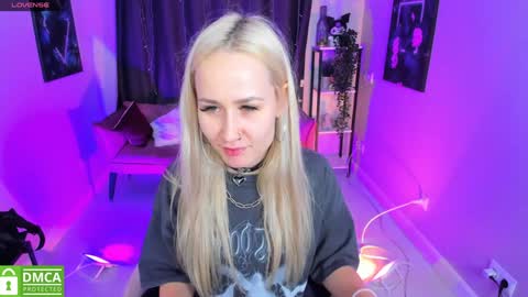 Sasha  online show from 12.03.24