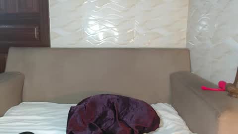 Bunny Bliss online show from 10.27.25