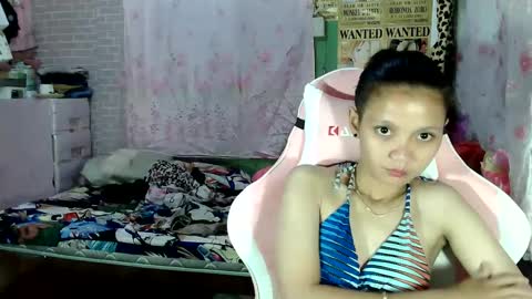 Snapshot of bunny_flower18 chatting on 01.18.25 bunny_flower18 online show from 01.18.25