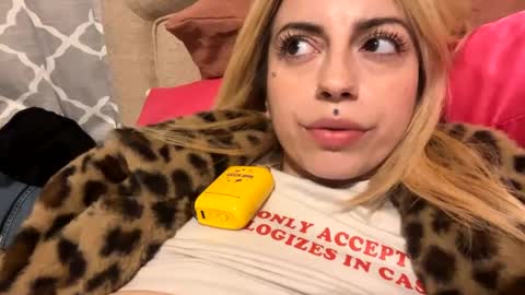 Bunnyaliengirl online show from 01.17.25