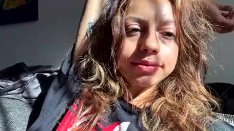 Bunnyaliengirl online show from 10.24.25