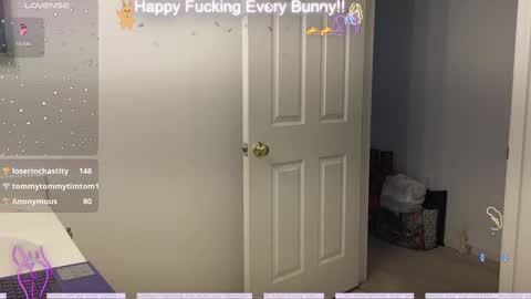 Snapshot of bunnycheekz chatting on 12.10.24 Tokki bunny online show from 12.10.24