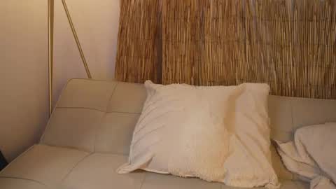 Snapshot of bunnycute_shy chatting on 04.27.26 30 Off online show from 04.27.26