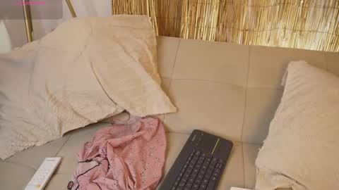 Snapshot of bunnycute_shy chatting on 05.11.26 30 Off online show from 05.11.26