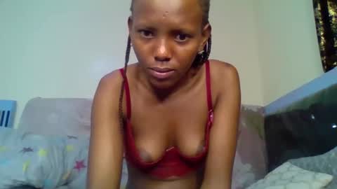 bunnydiva_ online show from 11.24.25