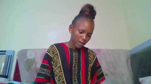 bunnydiva_ online show from 12.17.25