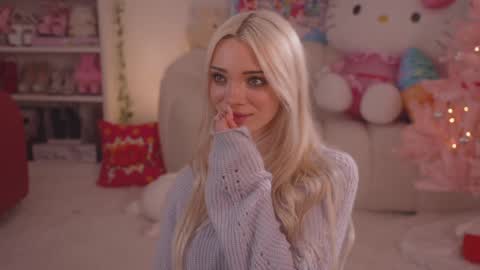 Stella online show from 12.24.24