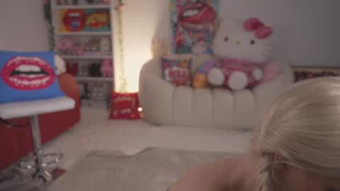 Stella online show from 01.16.25