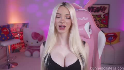 Stella online show from 11.13.25