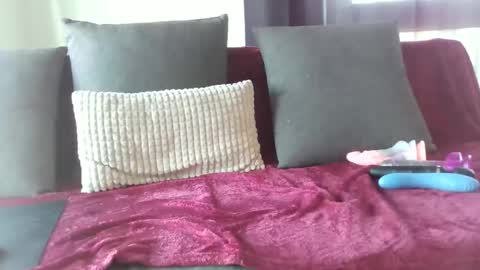 Snapshot of bunnyfox420 chatting on 10.17.25 bunnyfox420 online show from 10.17.25