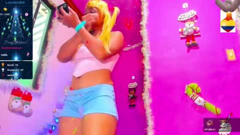 Snapshot of bunnygirl98 chatting on 12.29.24 BARBYCHOCOLAT online show from 12.29.24