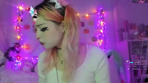 Snapshot of bunnyislewd chatting on 10.24.25 bunnyislewd online show from 10.24.25