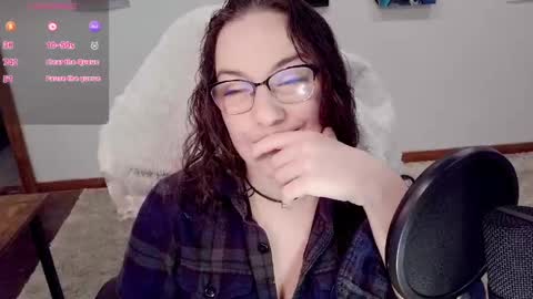 Snapshot of bunnynextdoor chatting on 03.18.26 bunnynextdoor online show from 03.18.26