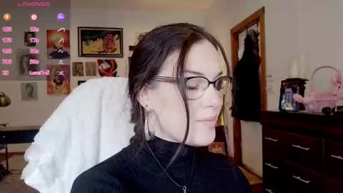 Snapshot of bunnynextdoor chatting on 03.26.26 bunnynextdoor online show from 03.26.26
