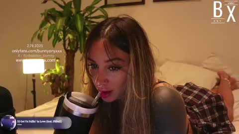 Stephanie   Next stream TUESDAY   6pm  PDT online show from 02.28.25