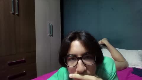 Bunny Wang online show from 12.16.25