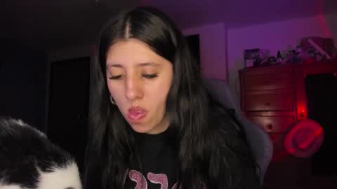 Snapshot of bunnyy09 chatting on 11.09.25 Jess online show from 11.09.25