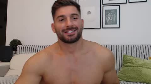 Snapshot of bunzdanny chatting on 01.04.25 BunzDanny online show from 01.04.25