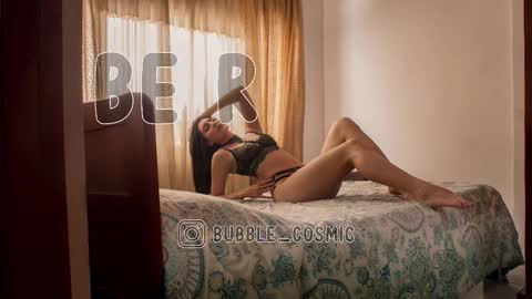 Snapshot of burbuja_cosmic chatting on 02.24.25 Im Val Welcome to my room My instagram Bubble cosmic online show from 02.24.25