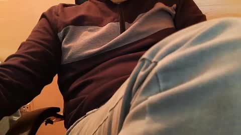 Snapshot of burlymonster chatting on 12.19.24 Hairy Arabian online show from 12.19.24