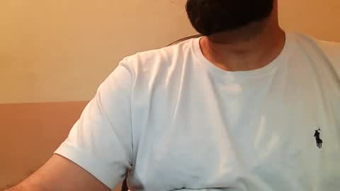 Snapshot of burlymonster chatting on 12.25.24 Hairy Arabian online show from 12.25.24