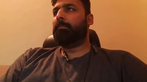 Snapshot of burlymonster chatting on 01.16.25 Hairy Arabian online show from 01.16.25