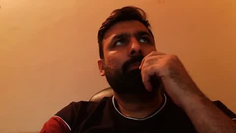 Snapshot of burlymonster chatting on 01.25.25 Hairy Arabian online show from 01.25.25