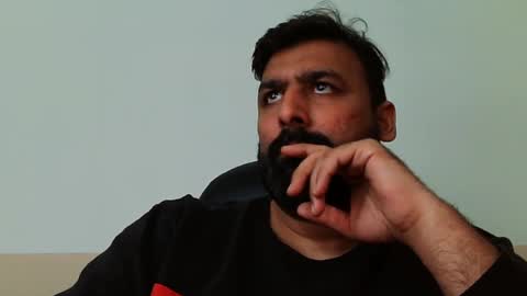 Snapshot of burlymonster chatting on 01.29.25 Hairy Arabian online show from 01.29.25