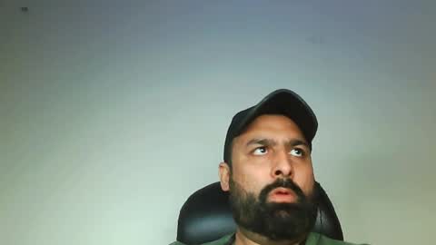 Snapshot of burlymonster chatting on 02.08.25 Hairy Arabian online show from 02.08.25