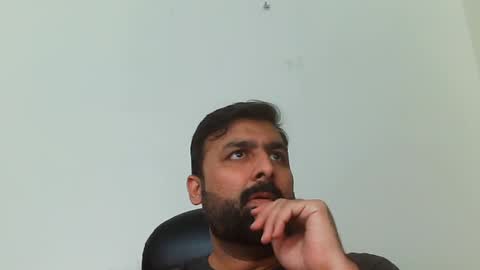 Snapshot of burlymonster chatting on 02.12.25 Hairy Arabian online show from 02.12.25