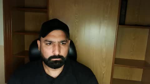 Snapshot of burlymonster chatting on 09.13.25 Hairy Arabian online show from 09.13.25