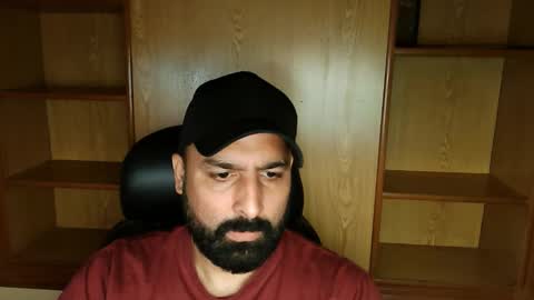 Snapshot of burlymonster chatting on 09.18.25 Hairy Arabian online show from 09.18.25