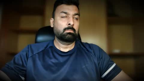 Snapshot of burlymonster chatting on 09.27.25 Hairy Arabian online show from 09.27.25