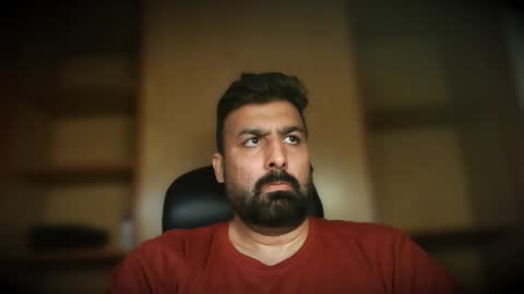 Snapshot of burlymonster chatting on 10.02.25 Hairy Arabian online show from 10.02.25