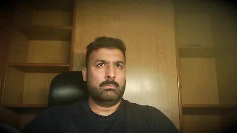 Snapshot of burlymonster chatting on 11.04.25 Hairy Arabian online show from 11.04.25