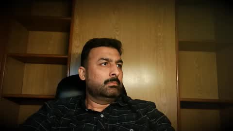 Snapshot of burlymonster chatting on 11.07.25 Hairy Arabian online show from 11.07.25