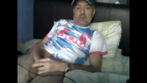 Snapshot of burnleyguy1977 chatting on 01.07.26 burnleyguy1977 online show from 01.07.26