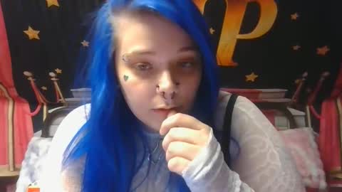 Snapshot of burnthemail chatting on 12.05.25 lilly online show from 12.05.25