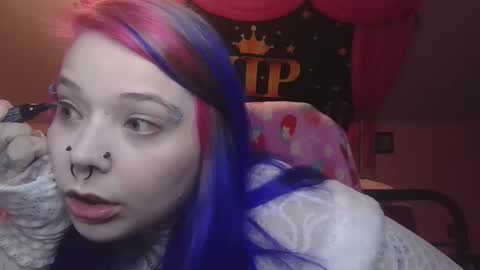 Snapshot of burnthemail chatting on 12.21.25 lilly online show from 12.21.25