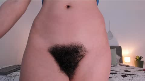 Larisa online show from 02.04.25