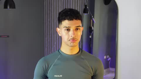 Buster independent model online show from 09.24.25