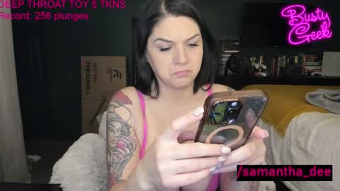 Snapshot of busty_geek48 chatting on 12.04.25 Samantha Dee online show from 12.04.25