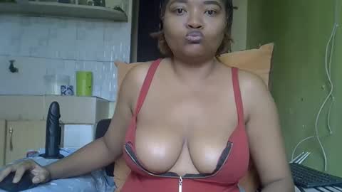 busty kenzi online show from 09.11.25