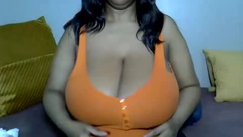 bustytessa37 online show from 06.30.26