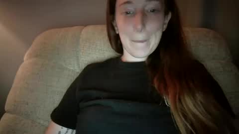 Snapshot of butcherbaby92 chatting on 10.18.25 butcherbaby online show from 10.18.25