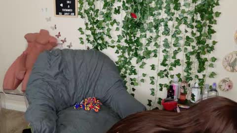 butterfly booty online show from 11.04.25